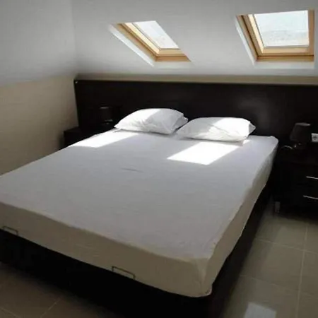 Sadev Turizm Golf Village *